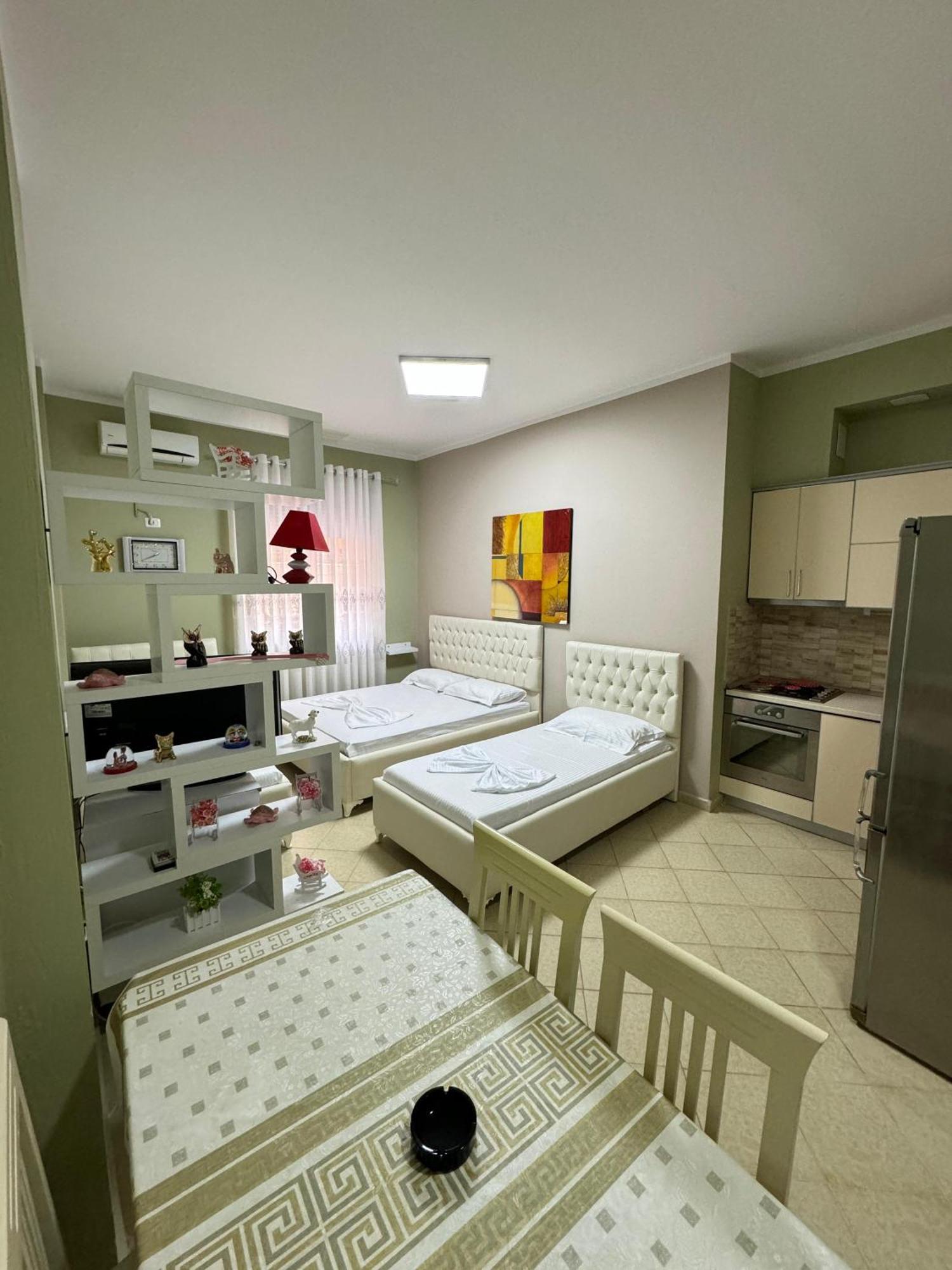 Solei Apartments ساراندا المظهر الخارجي الصورة