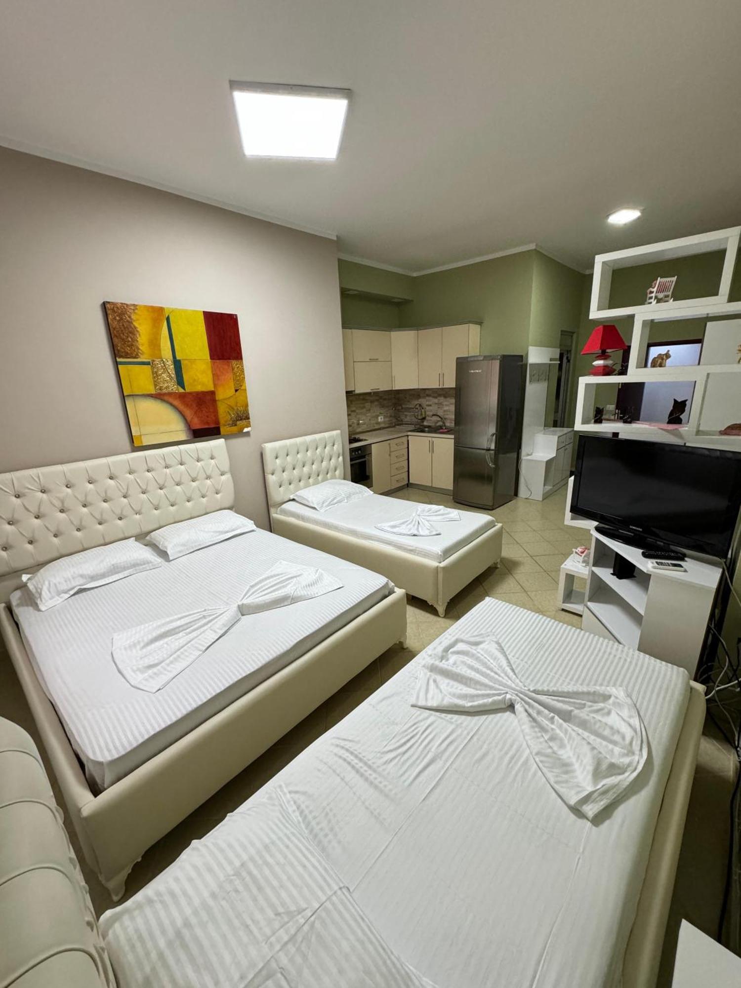 Solei Apartments ساراندا المظهر الخارجي الصورة